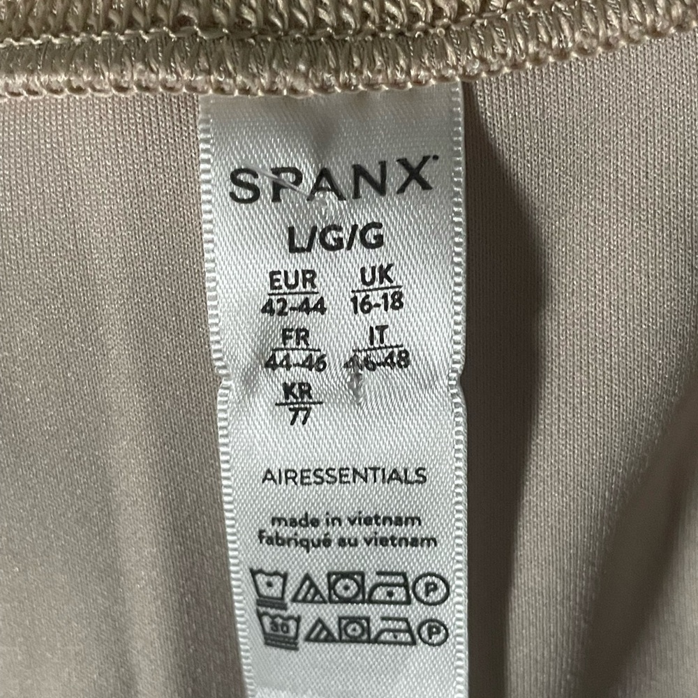 NWT Spanx Air Essentials Aire Sleeveless Tank Dress Wrap Belt Tahini - Picture 8 of 8